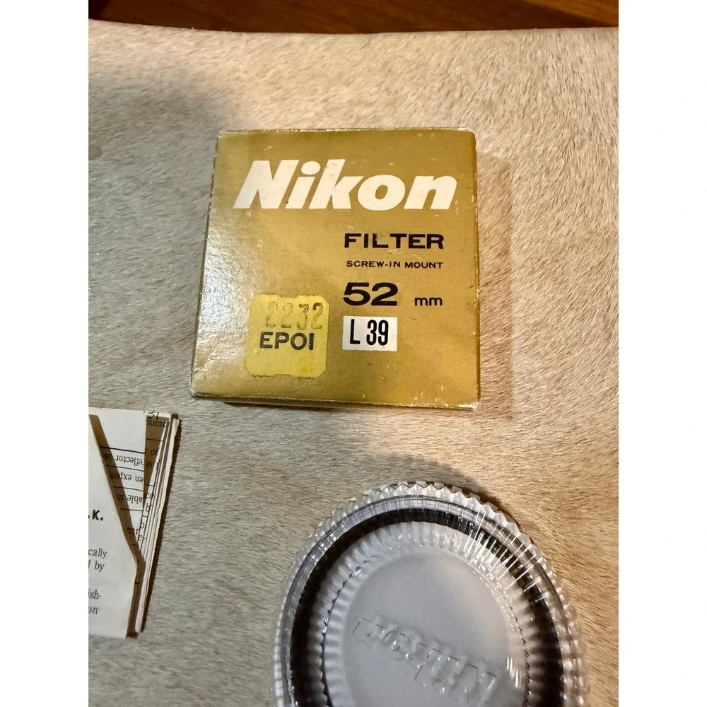 Nikon L39 52mm Screw-In Filter UV Haze Lens Protector Vintage Made in Japan Box